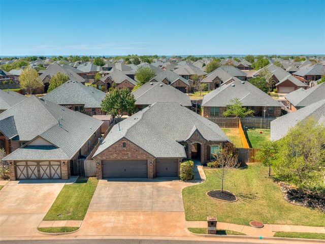 17017 Madrid Circle, Oklahoma City, OK 73170