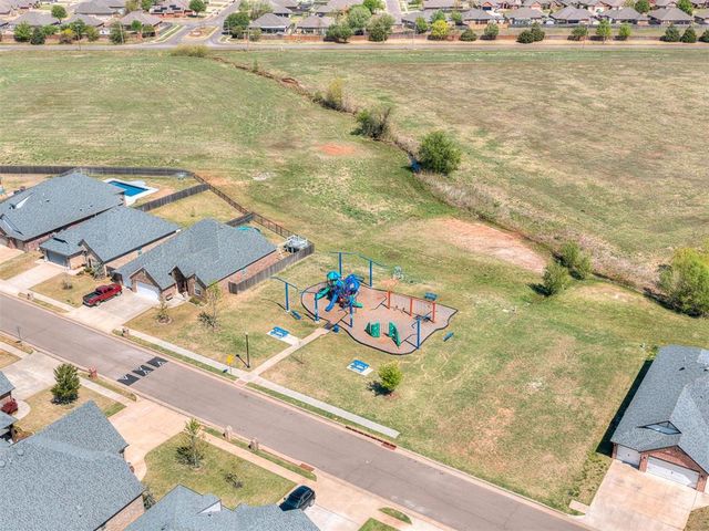 17017 Madrid Circle, Oklahoma City, OK 73170