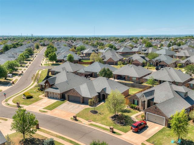 17017 Madrid Circle, Oklahoma City, OK 73170