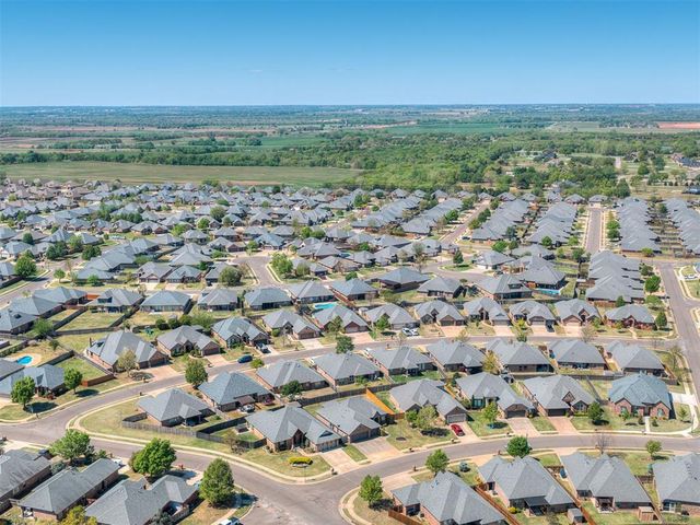 17017 Madrid Circle, Oklahoma City, OK 73170