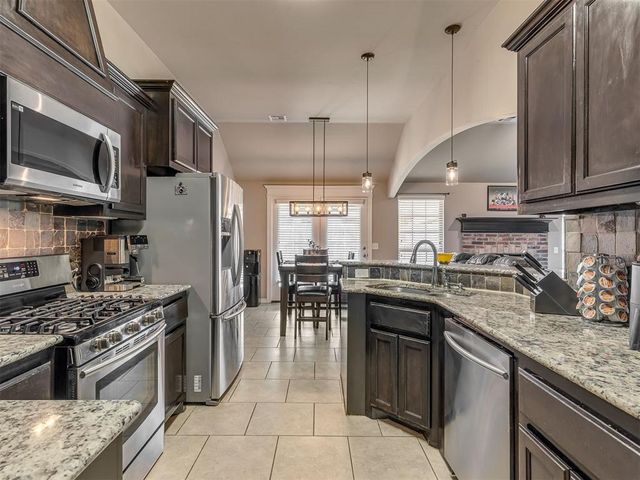 17017 Madrid Circle, Oklahoma City, OK 73170