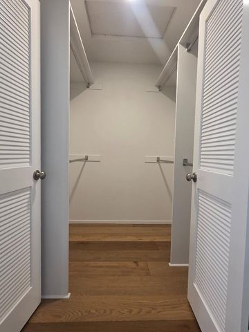 11440 Sutters Mill Cir, Gold River, CA 95670