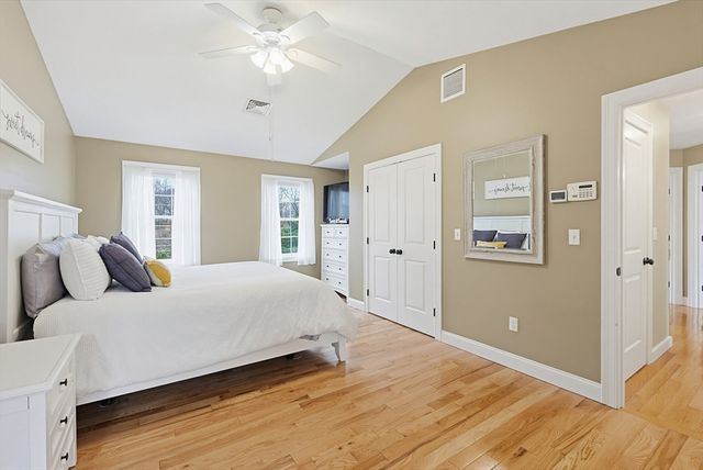 249 Chestnut St, Rehoboth, MA 02769