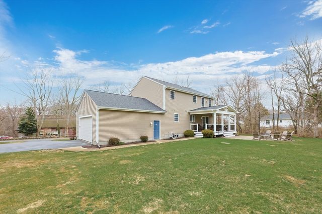 249 Chestnut St, Rehoboth, MA 02769