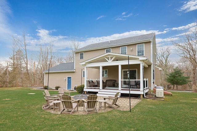 249 Chestnut St, Rehoboth, MA 02769