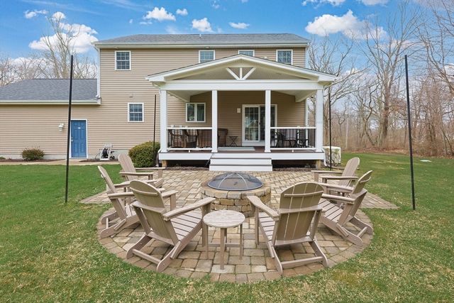 249 Chestnut St, Rehoboth, MA 02769