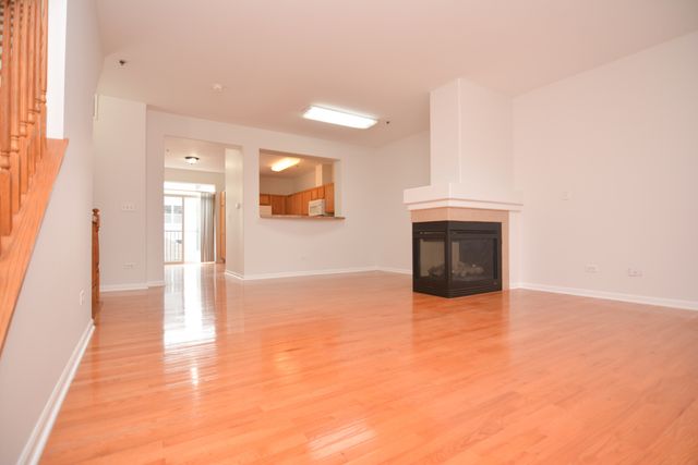 4756 N LAMON Avenue, Chicago, IL 60630