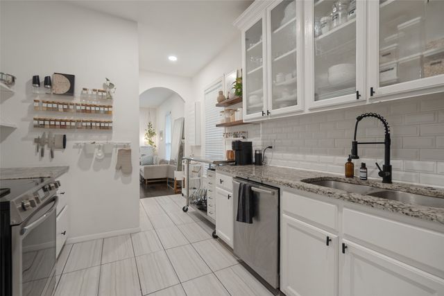 1710 Michigan Avenue, Dallas, TX 75216