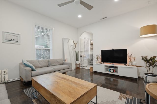 1710 Michigan Avenue, Dallas, TX 75216