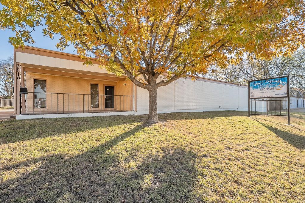 3819 Mccart Avenue, Fort Worth, TX 76110 — photo 3