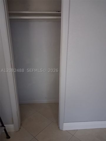 1050 NW 25th Ave 0, Fort Lauderdale, FL 33311