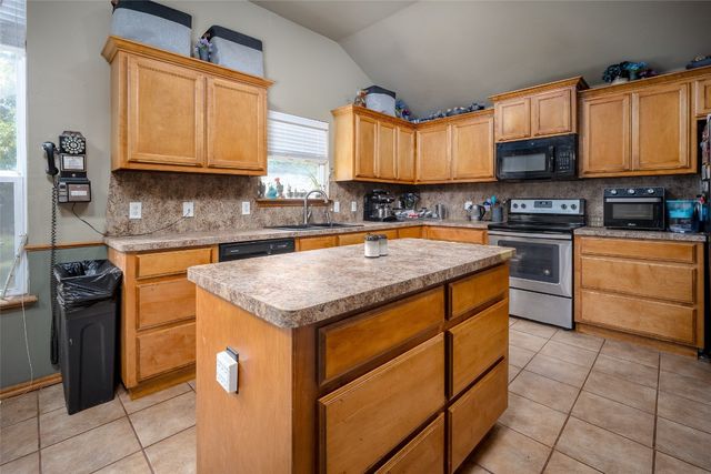 18860 Pecan Valley Road, Newalla, OK 74857