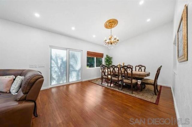 13808 Pomerado Rd, Poway, CA 92064