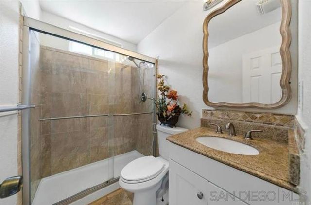 13808 Pomerado Rd, Poway, CA 92064