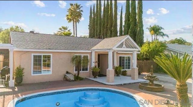 13808 Pomerado Rd, Poway, CA 92064