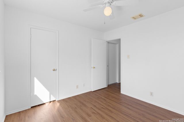 9150 Dover, San Antonio, TX 78250