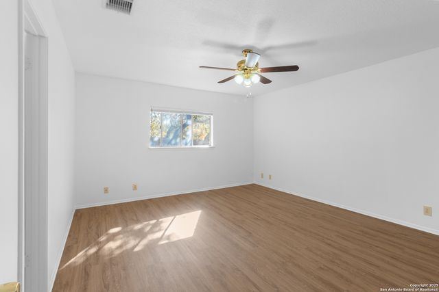 9150 Dover, San Antonio, TX 78250