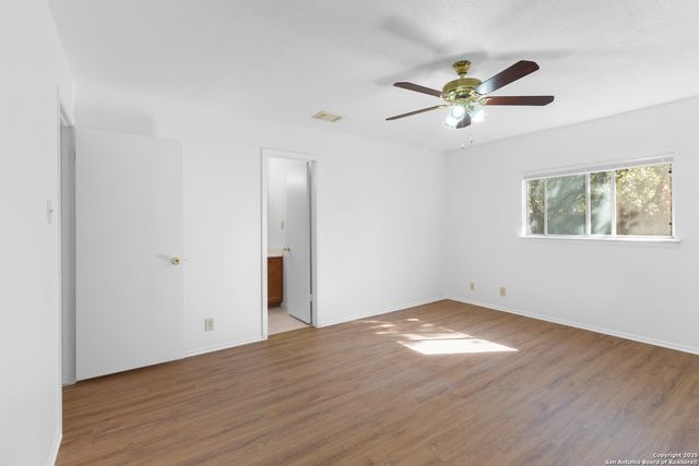 9150 Dover, San Antonio, TX 78250