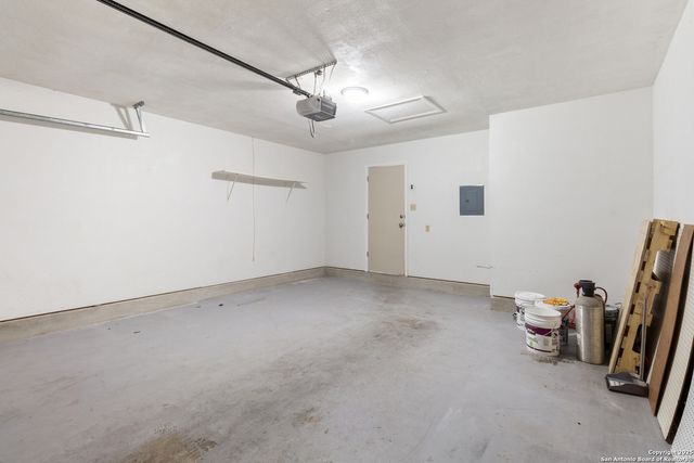 9150 Dover, San Antonio, TX 78250