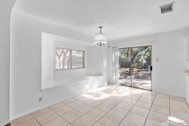 9150 Dover, San Antonio, TX 78250