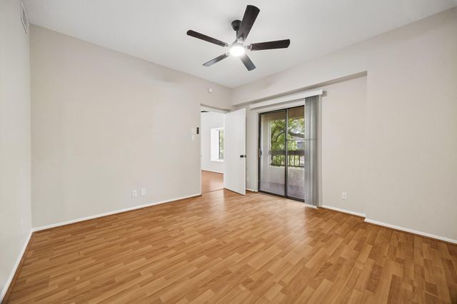 2211 S Braeswood Blvd 22C, Houston, TX 77030