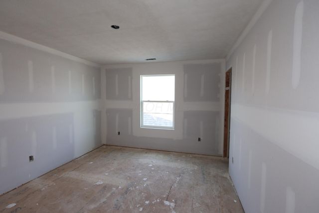 1030 Dawsons Drive, Hebron, OH 43025