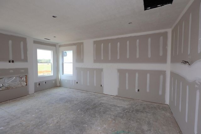1030 Dawsons Drive, Hebron, OH 43025