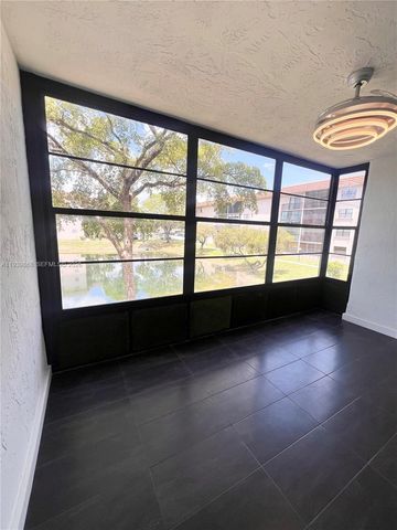 4930 E Sabal Palm Boulevard 206, Tamarac, FL 33319