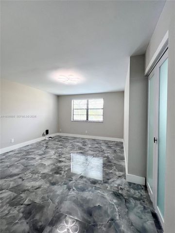 4930 E Sabal Palm Boulevard 206, Tamarac, FL 33319