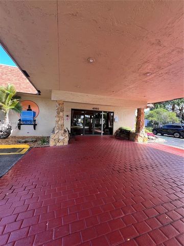 4930 E Sabal Palm Boulevard 206, Tamarac, FL 33319