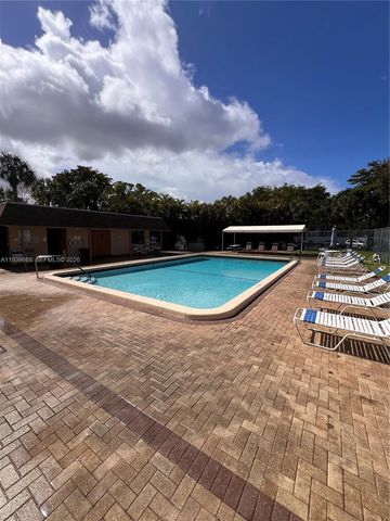 4930 E Sabal Palm Boulevard 206, Tamarac, FL 33319