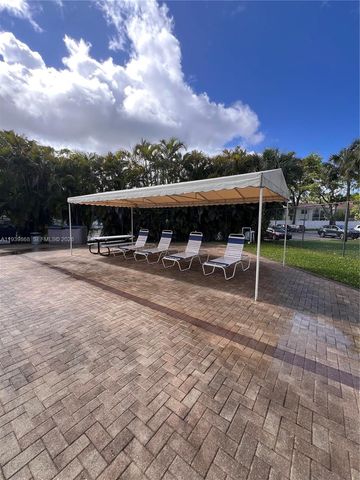 4930 E Sabal Palm Boulevard 206, Tamarac, FL 33319