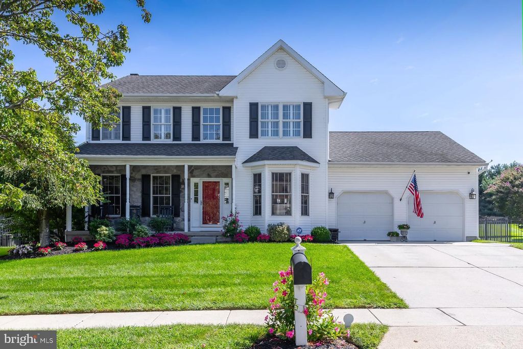 135 YORKTOWN RD, SWEDESBORO, NJ 08085 — exterior