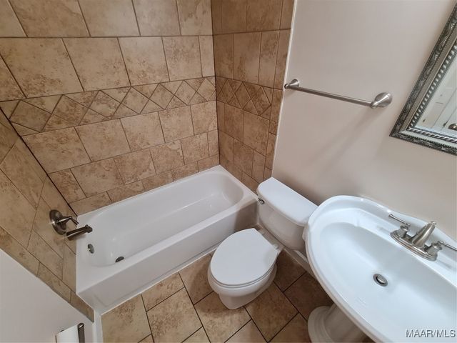 6474 Halcyon Drive, Montgomery, AL 36117