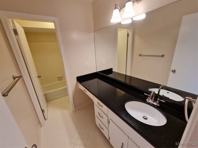 6474 Halcyon Drive, Montgomery, AL 36117