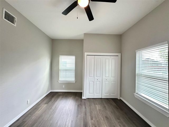 225 N Everton Street 4, Houston, TX 77003
