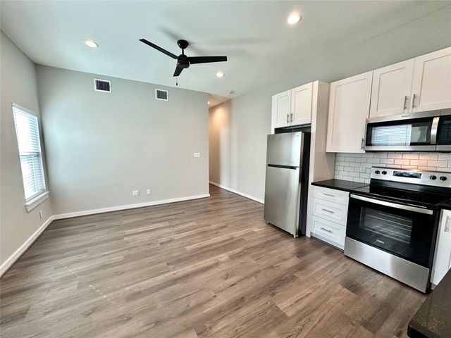 225 N Everton Street 4, Houston, TX 77003