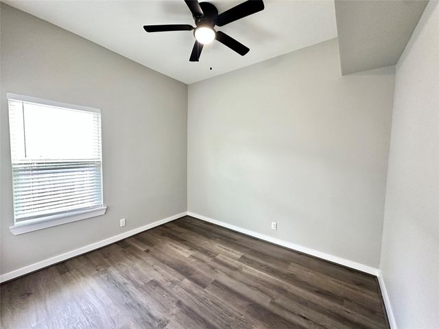 225 N Everton Street 4, Houston, TX 77003