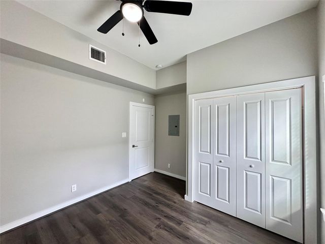 225 N Everton Street 4, Houston, TX 77003