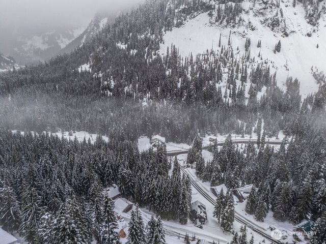 5 St Anton Strasse, Snoqualmie Pass, WA 98045