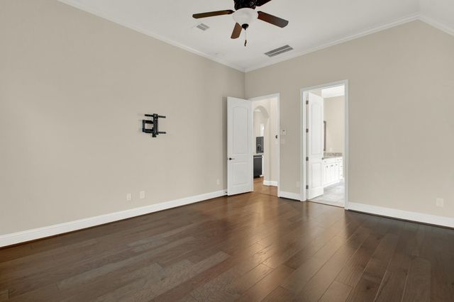 510 Blossom Cove Court, Pinehurst, TX 77362