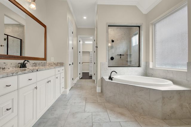 510 Blossom Cove Court, Pinehurst, TX 77362