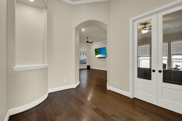 510 Blossom Cove Court, Pinehurst, TX 77362