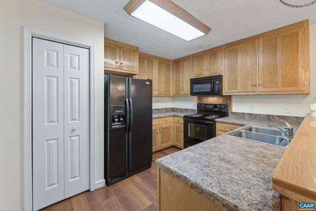 3219 S SPOTSWOOD TRL, Louisa, VA 23093