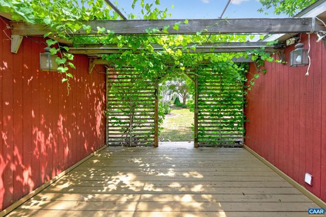 3219 S SPOTSWOOD TRL, Louisa, VA 23093