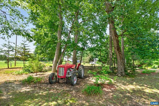 3219 S SPOTSWOOD TRL, Louisa, VA 23093