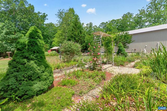 3219 S SPOTSWOOD TRL, Louisa, VA 23093