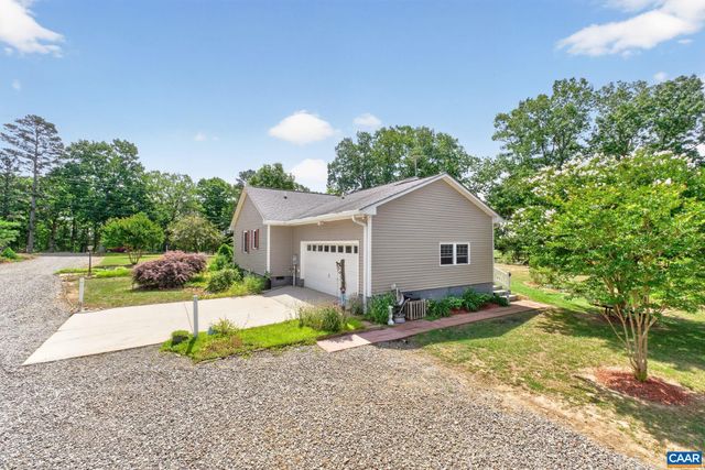 3219 S SPOTSWOOD TRL, Louisa, VA 23093