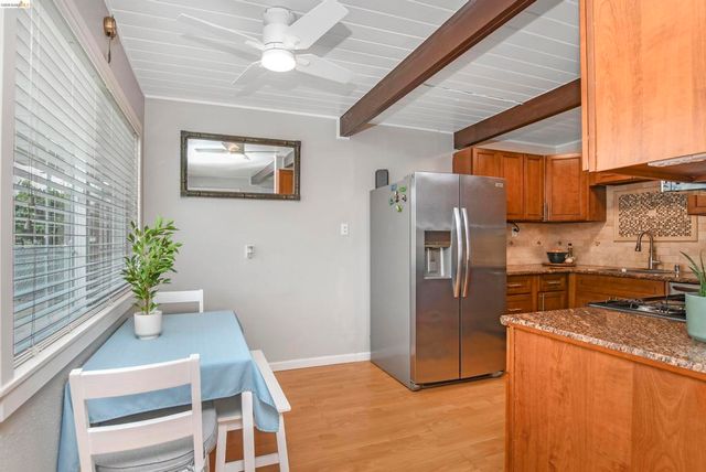 37 Beach Dr, Bay Point, CA 94565