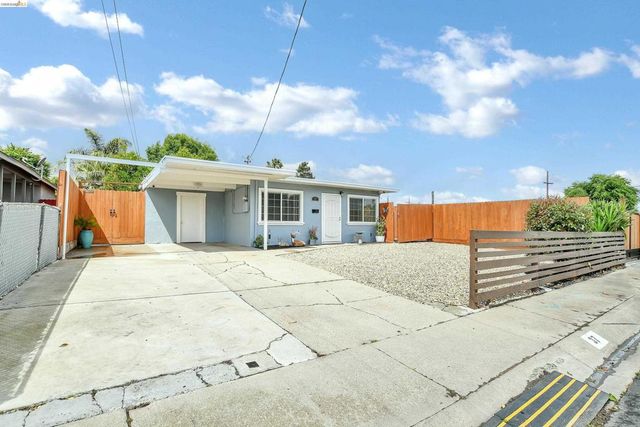 37 Beach Dr, Bay Point, CA 94565